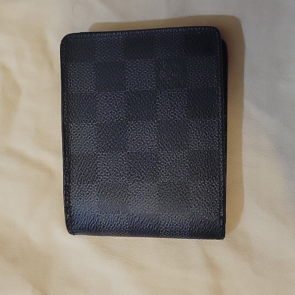Louis Vuitton Slender wallet